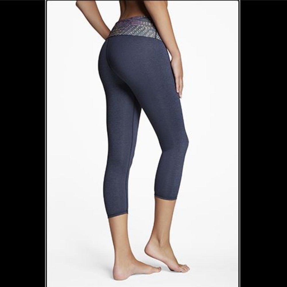 Fabletics Salar Women's Medium Powerhold Crop Leggings Fold Over Waist Yoga